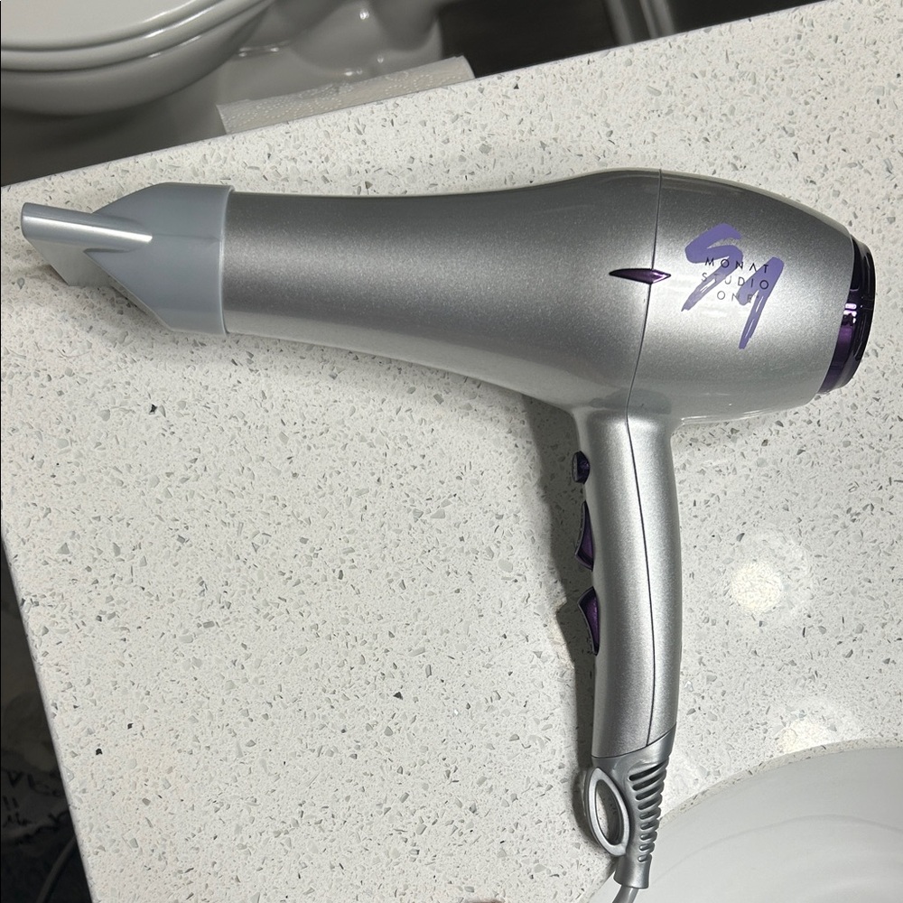 Monat Studio One Hair Blow Dryer